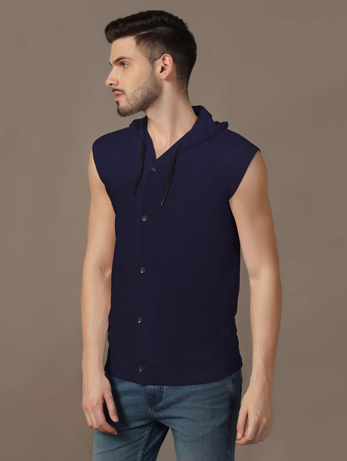 men sleeveless plain t-shirt - 21717479 -  Standard Image - 1