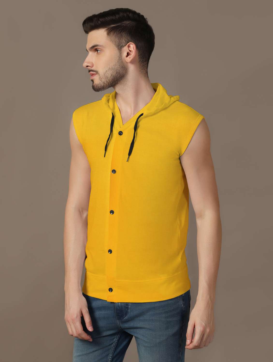 men sleeveless plain t-shirt - 21717484 -  Standard Image - 1
