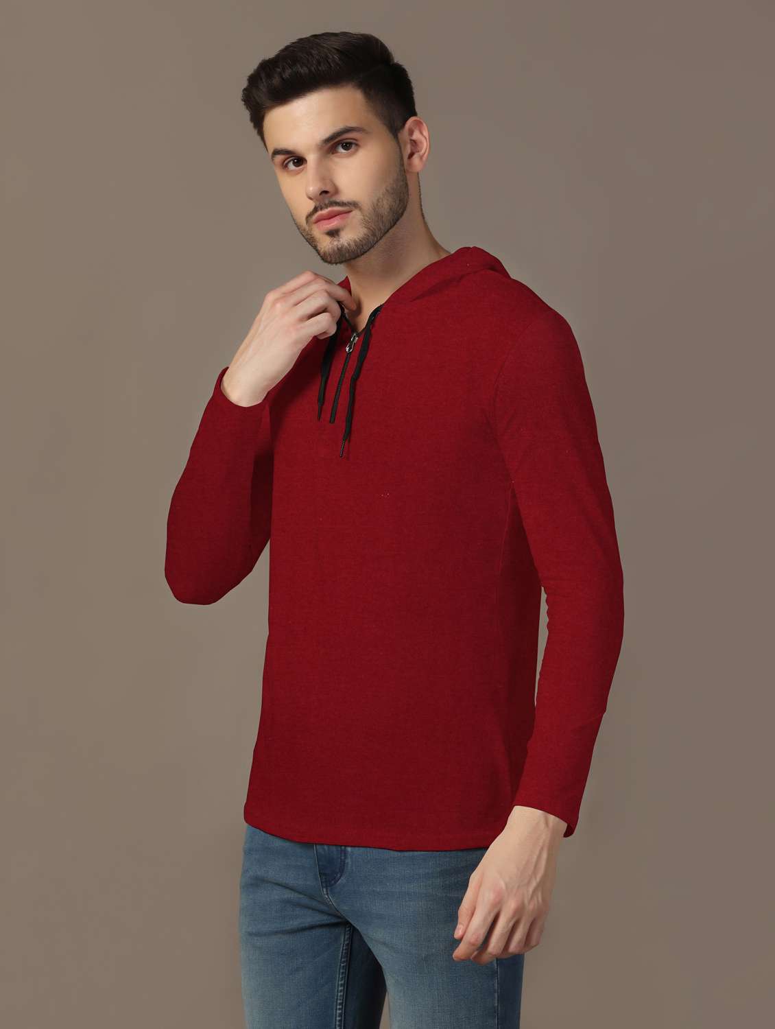 men hooded plain t-shirt - 21717557 -  Standard Image - 1
