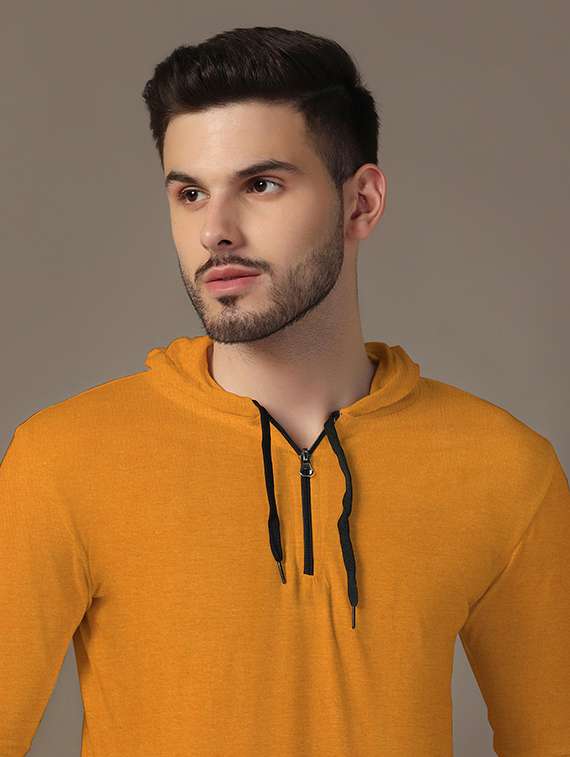 men hooded plain t-shirt - 21717558 -  Standard Image - 4