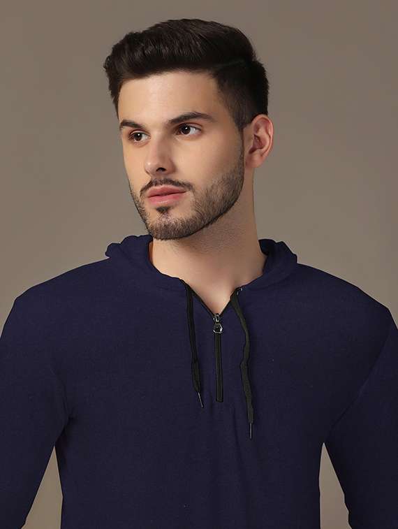 men hooded plain t-shirt - 21717559 -  Standard Image - 4