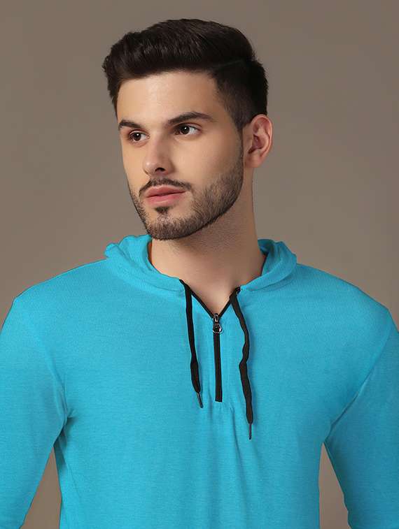 men hooded plain t-shirt - 21717560 -  Standard Image - 4