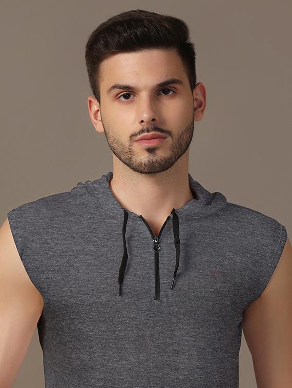men hooded plain t-shirt - 21717566 - Standard Image - 4