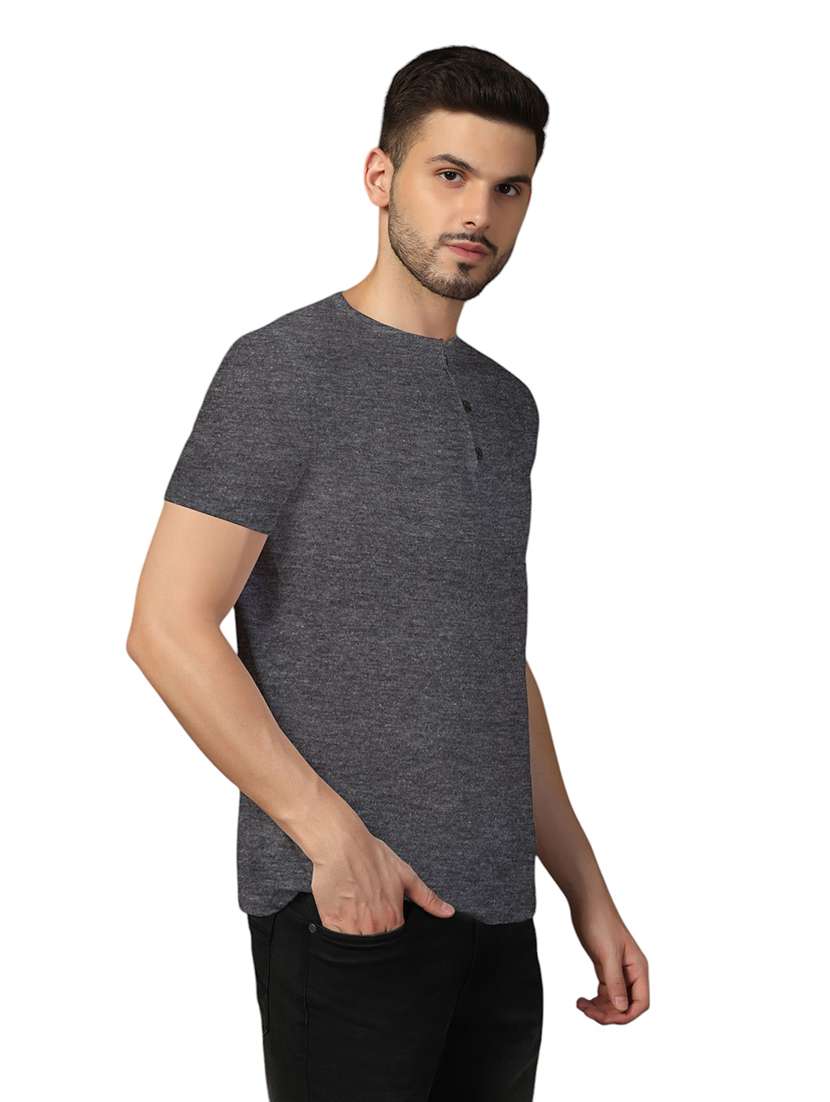 men short sleeves plain t-shirt - 21717656 -  Standard Image - 1