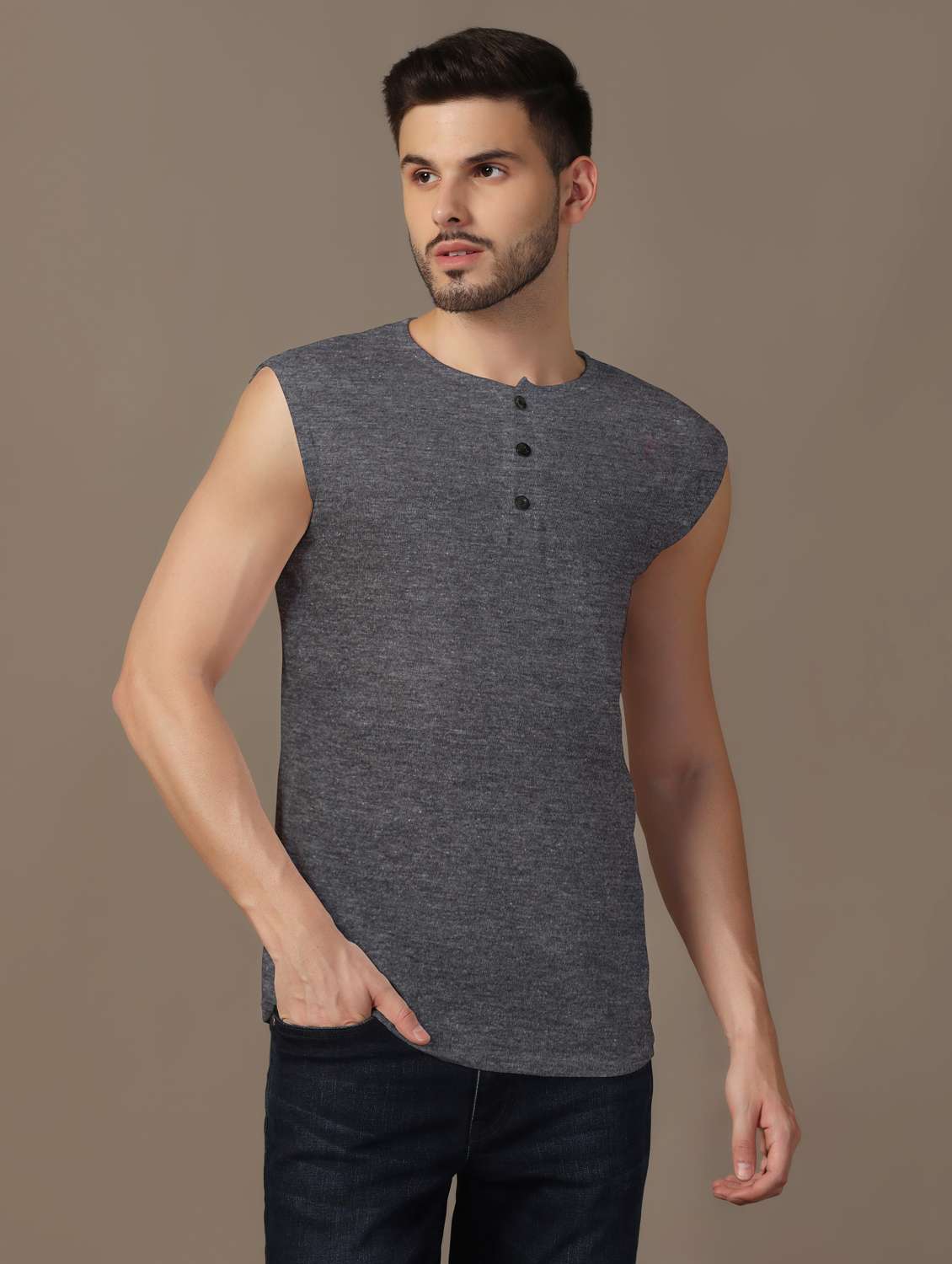 men sleeveless plain t-shirt