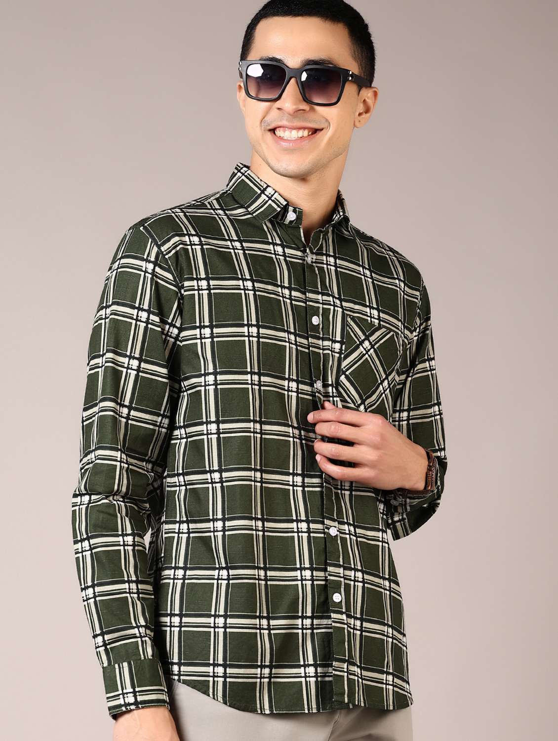 men checks long sleeve casual shirt - 21717859 -  Standard Image - 4