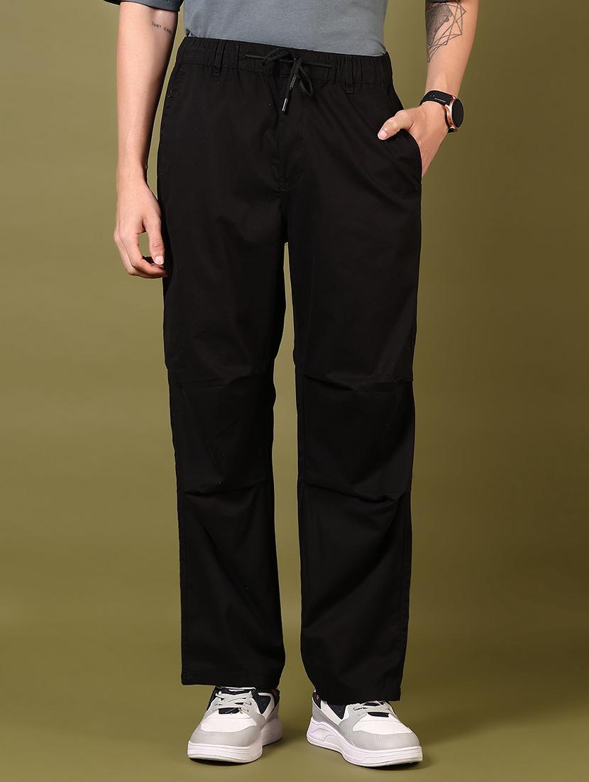 men mid rise solid parachute pant