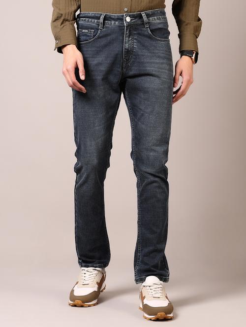 men washed mid rise jeans - 21718004 - Standard Image - 0