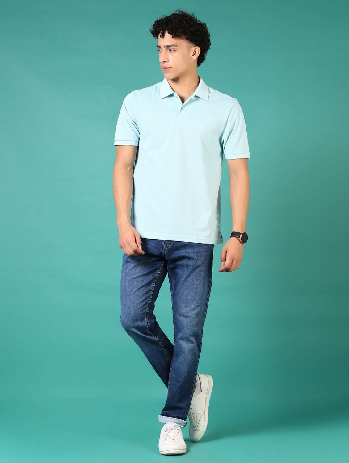 men washed mid rise jeans - 21718077 -  Standard Image - 4