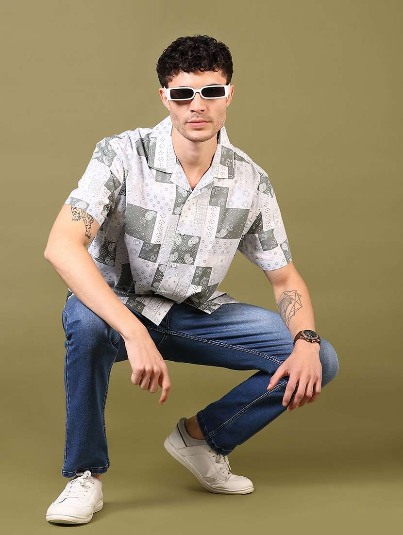 men printed short sleeve casual shirt - 21718152 -  Standard Image - 4