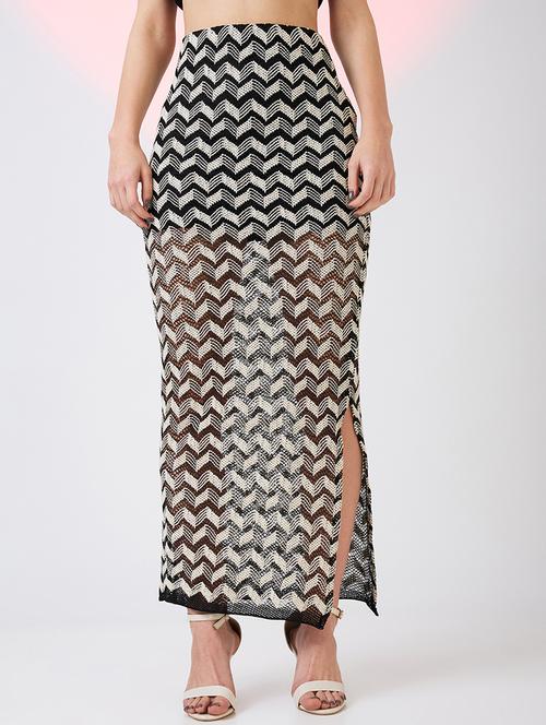 globus women black & white chevron pattern crochet mid rise side slit pencil maxi skirt - 21718304 - Standard Image - 0