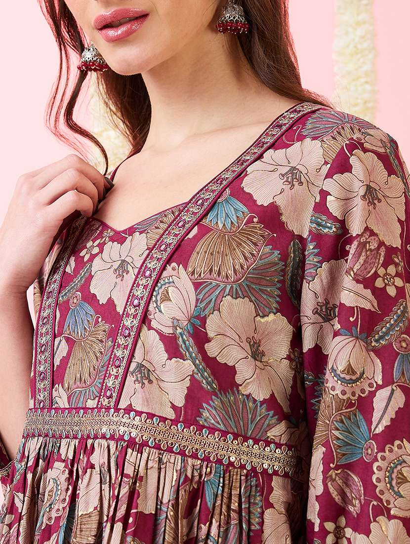 globus women maroon sweetheart neck embroidered detail gold foil floral print gathered a-line fusion maxi dress - 21718350 -  Standard Image - 4