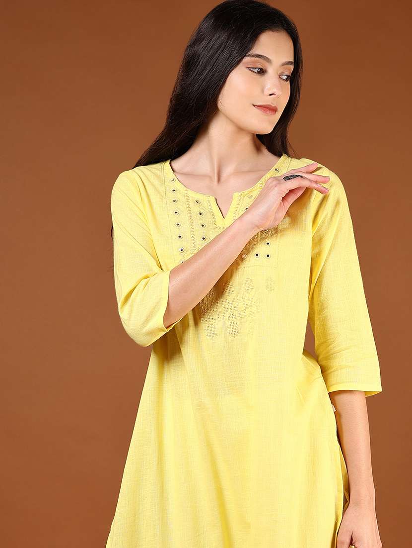 women three quarter sleeve straight kurta - 21718380 -  Standard Image - 4