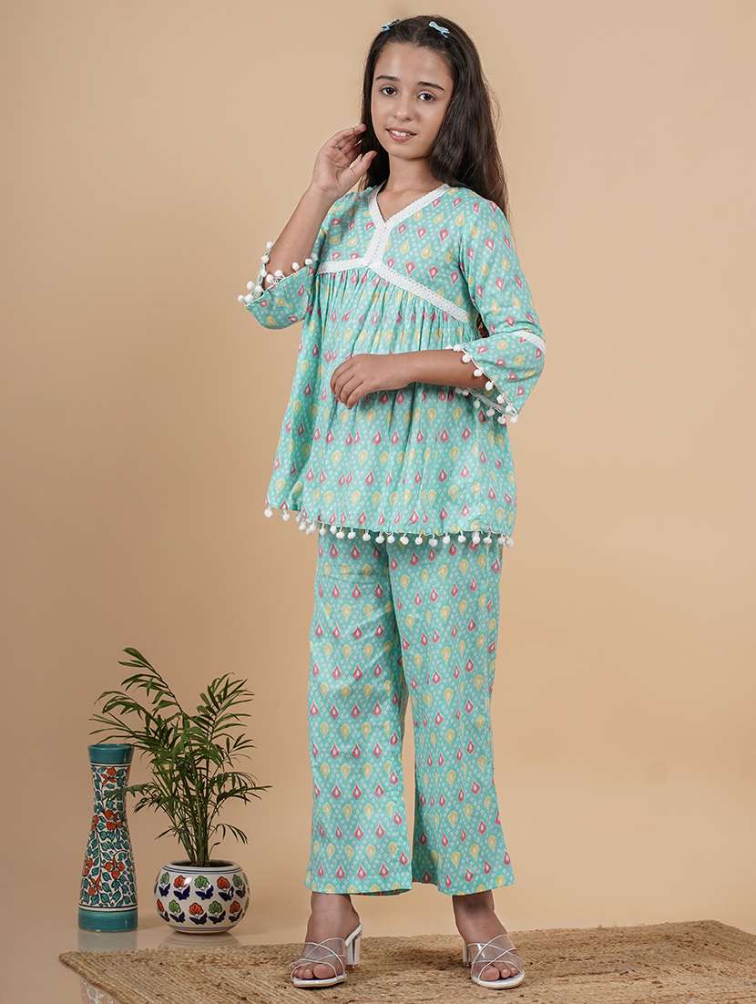 girls printed v neck kurta palazzo set - 21719686 -  Standard Image - 1