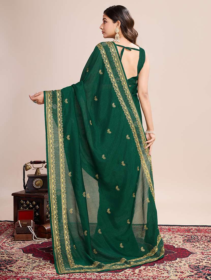 women green embroidered saree with blouse - 21719760 - Standard Image - 1