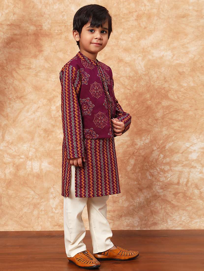 boys mandarin neck printed kurta pyjama set  - 21719811 -  Standard Image - 1