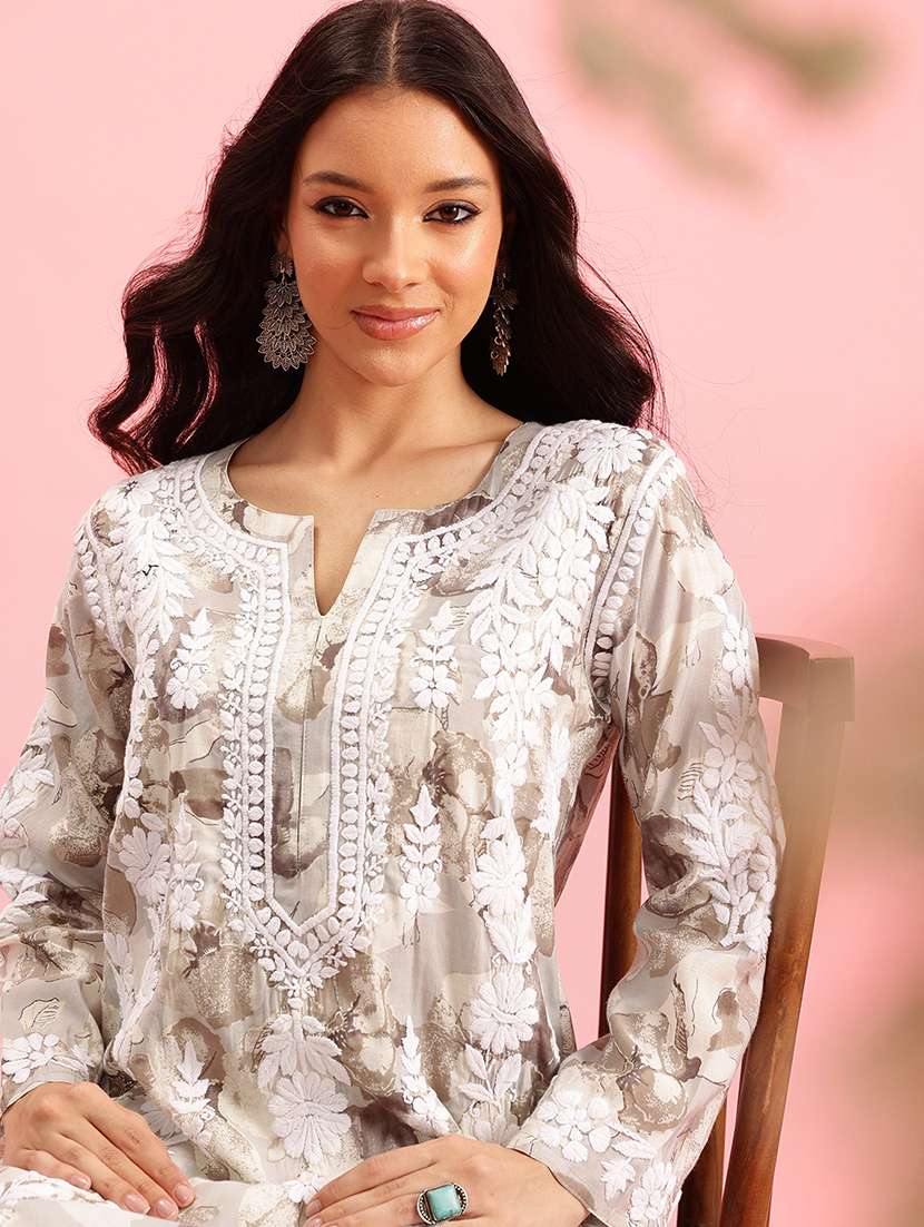 women chikankari work notch neck straight kurta - 21719846 -  Standard Image - 4