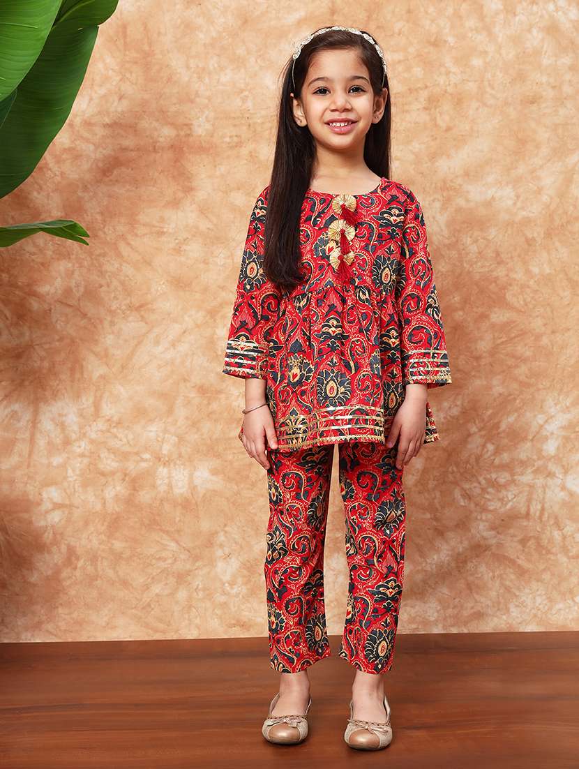 girls printed kurta pant set 