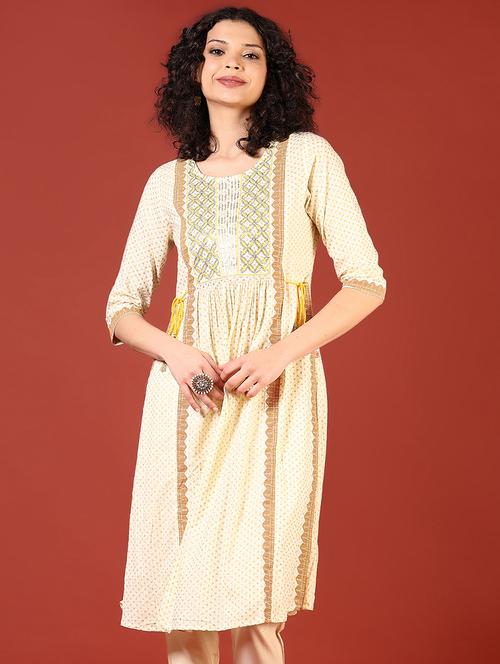 women three quarter sleeve a-line kurta - 21719936 -  Standard Image - 0