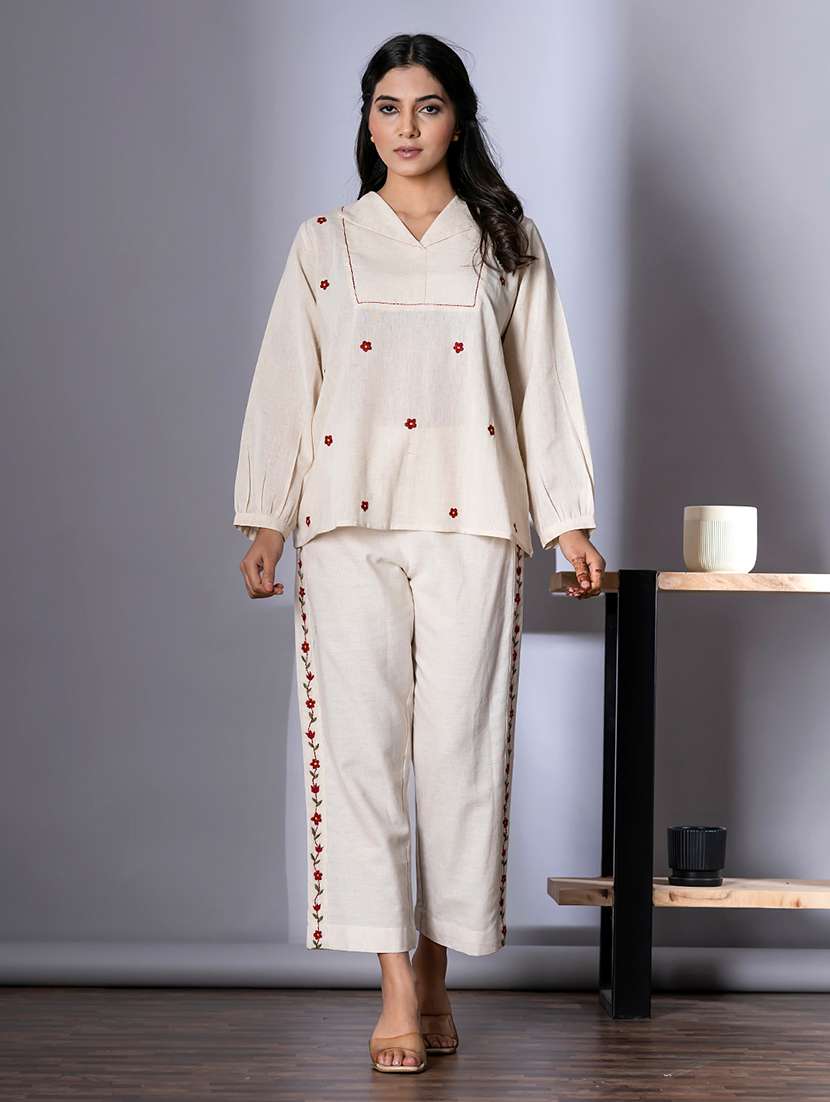 women embroidered v neck co-ord sets