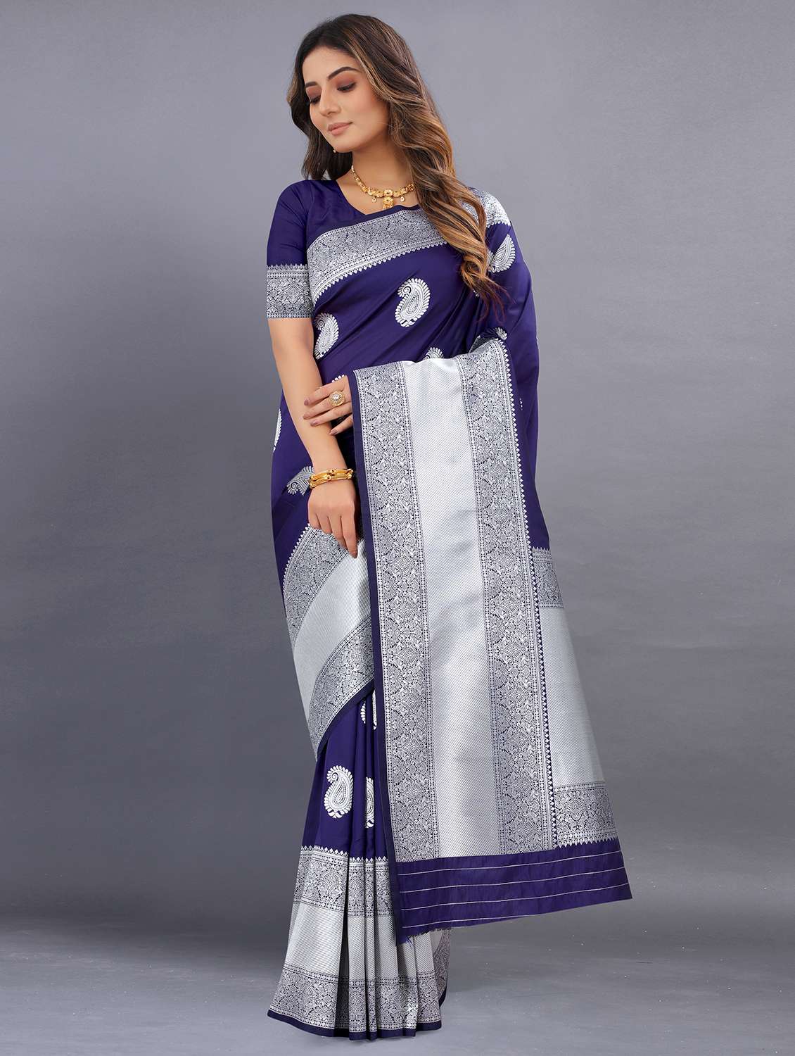 women self design zari work kanjivaram saree with blouse - 21720636 -  Standard Image - 1