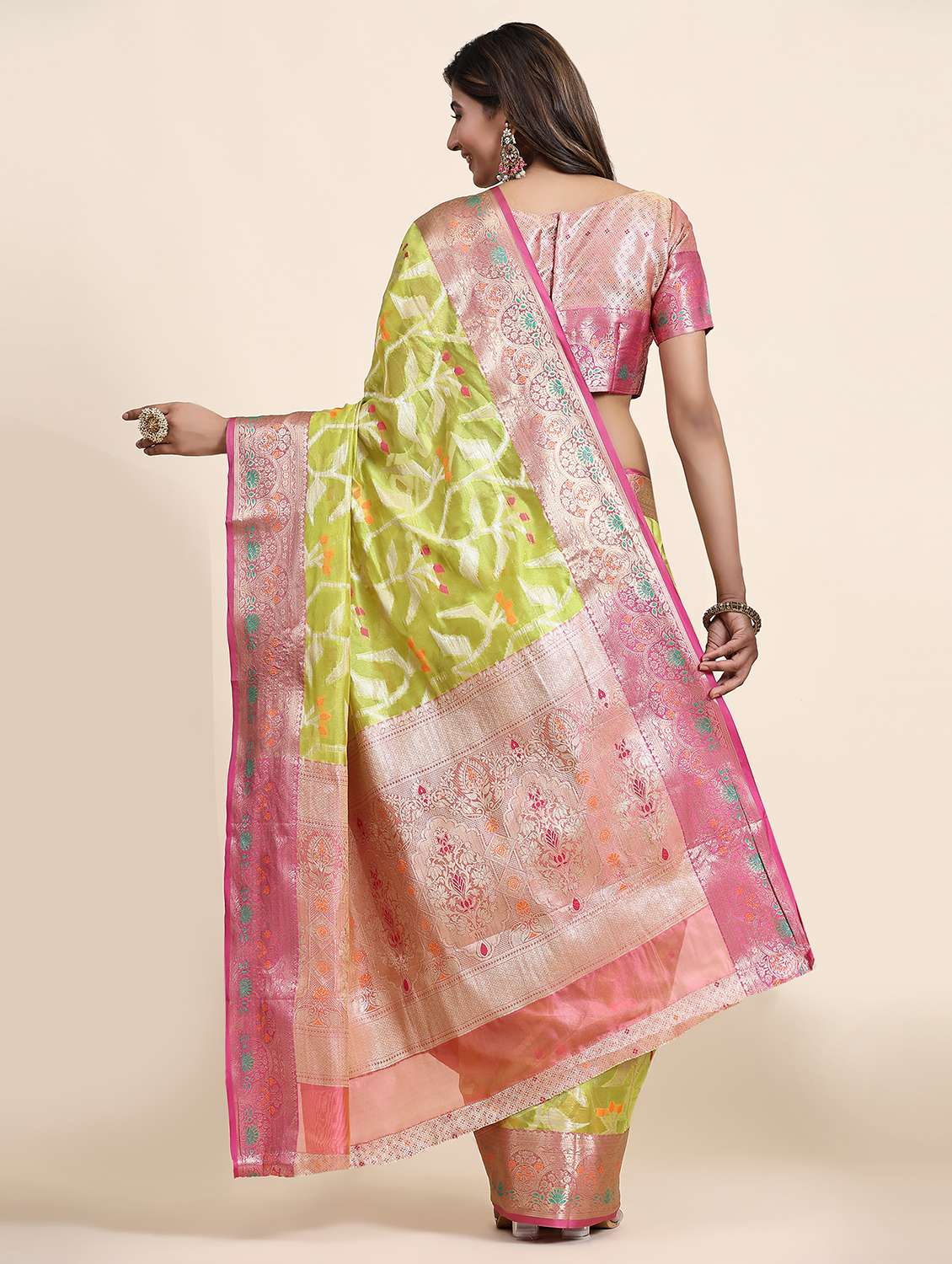 women self design banarasi silk saree with blouse - 21720698 -  Standard Image - 1