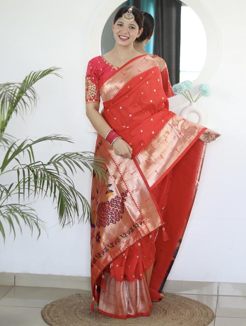 women self design banarasi silk saree with blouse - 21720934 - Standard Image - 0