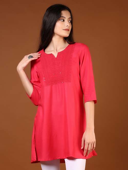 women three quarter sleeve straight kurti - 21721038 - Standard Image - 0