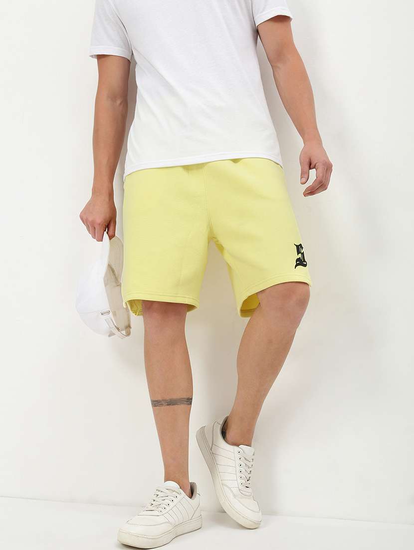 men mid rise placement print shorts - 21721340 -  Standard Image - 1