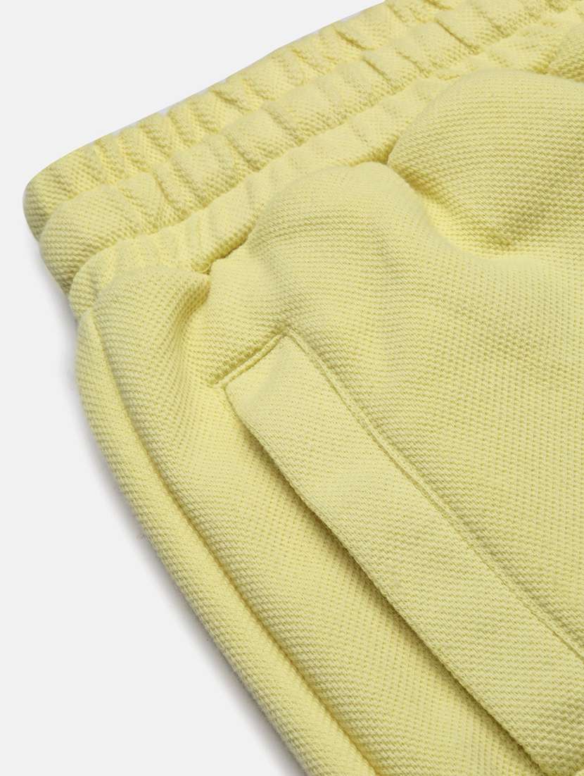 men mid rise placement print shorts - 21721340 -  Standard Image - 6