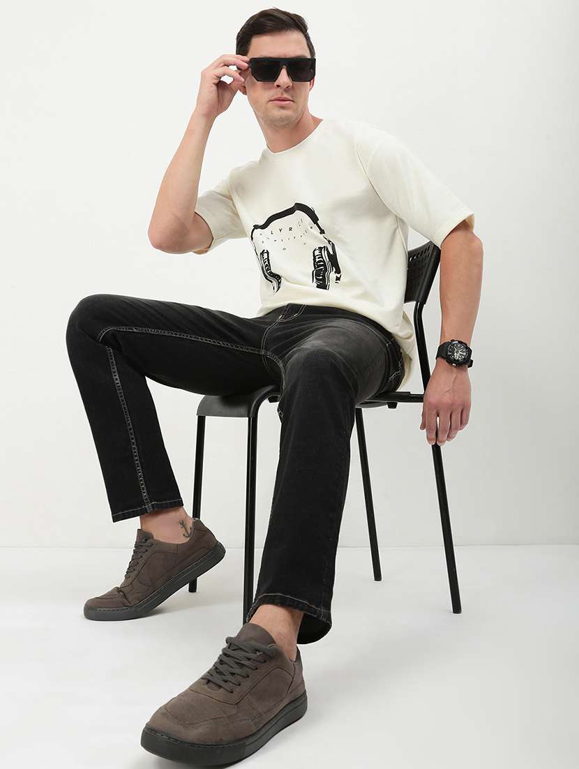 men low rise washed denim jeans - 21721361 -  Standard Image - 4