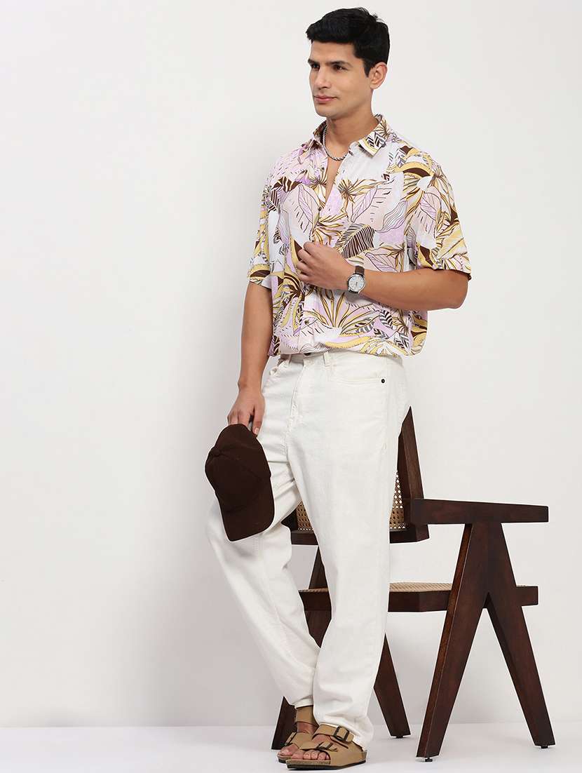 men short sleeves printed casual shirt - 21721537 -  Standard Image - 4