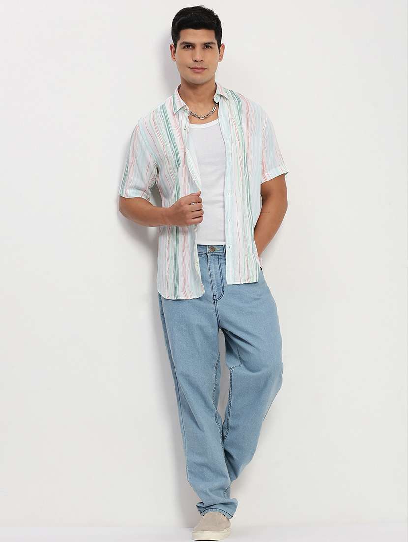 men short sleeves striped casual shirt - 21721540 -  Standard Image - 4