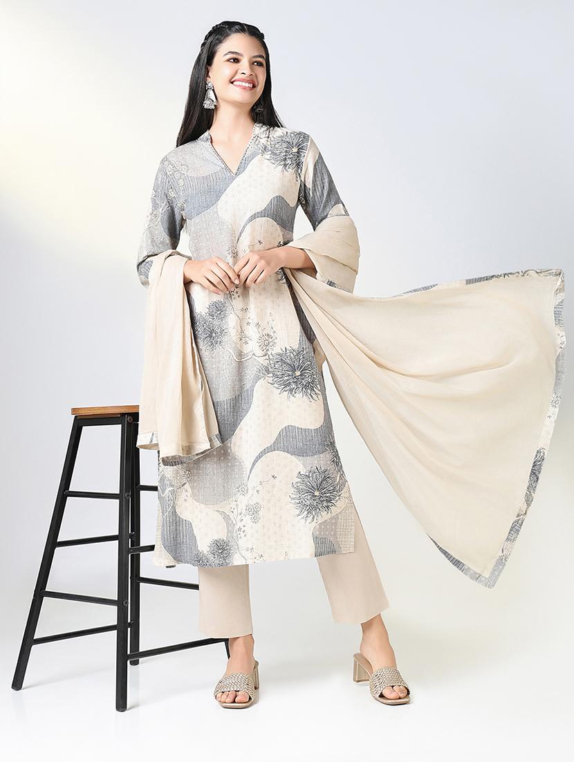 women three quarter sleeve kurta pant with dupatta set - 21721708 - Standard Image - 4