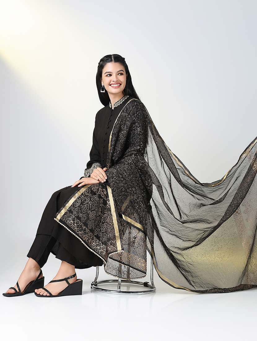 women black long sleeve kurta pant with dupatta set  - 21721716 -  Standard Image - 4