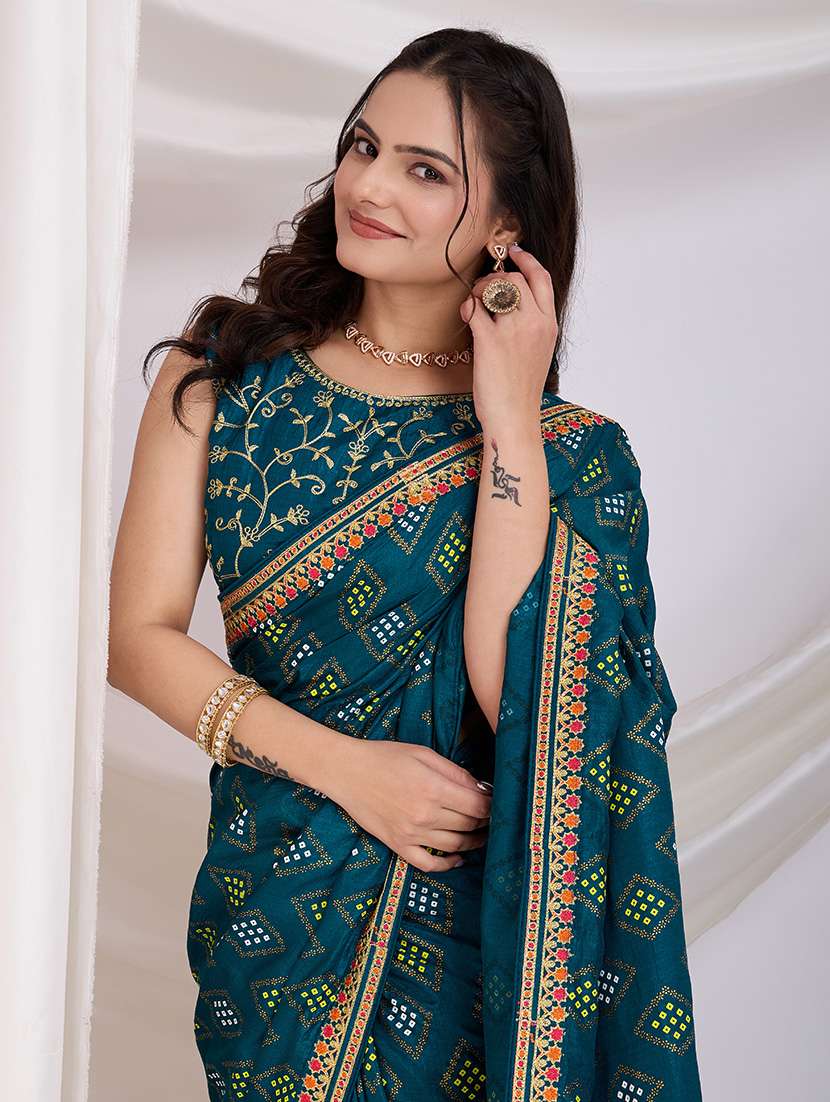 women bandhani printed bordered saree with blouse - 21721772 -  Standard Image - 4