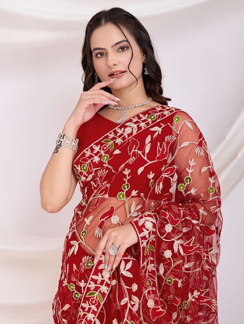 women red embroidered saree with blouse - 21721817 -  Standard Image - 4