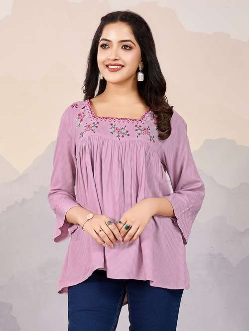 women square neck embroidered line top