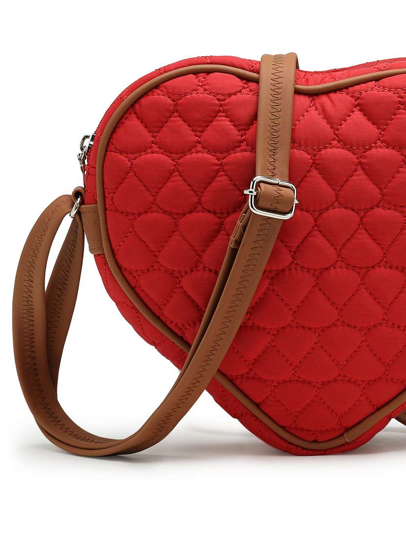 women solid quilted heart shape sling bag - 21721921 -  Standard Image - 4