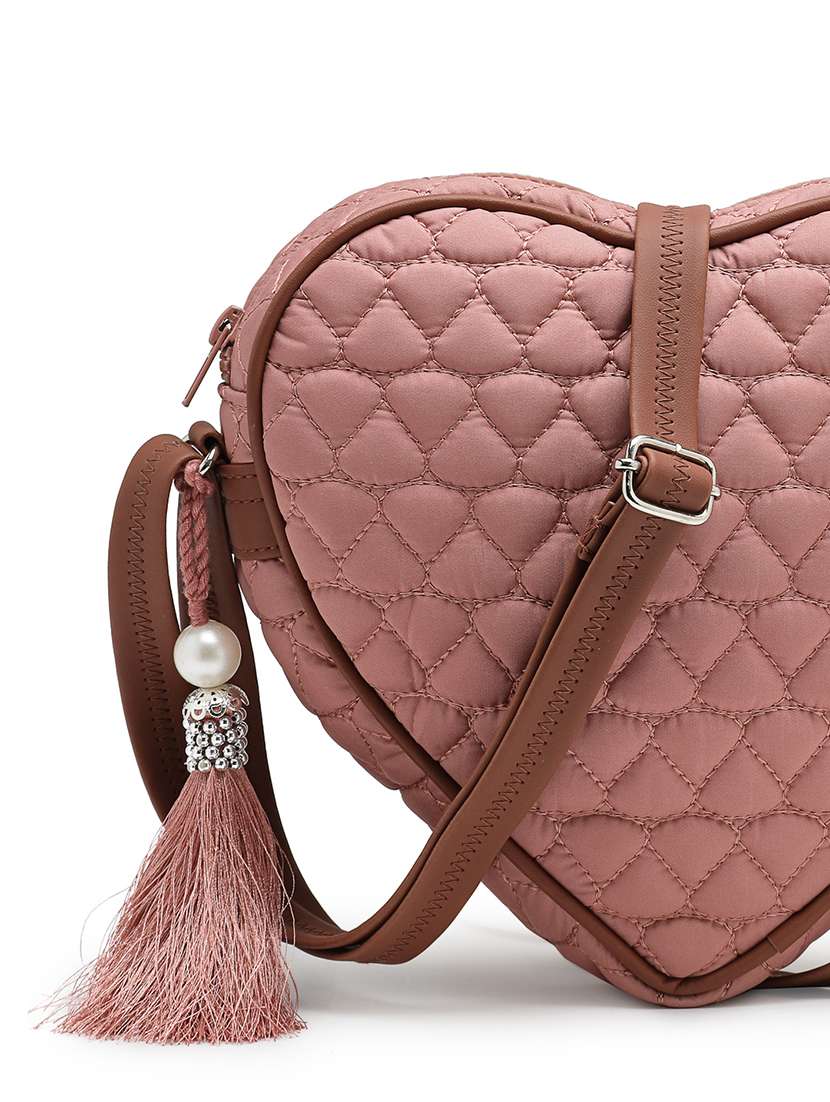 women solid quilted heart shape sling bag - 21721922 -  Standard Image - 4