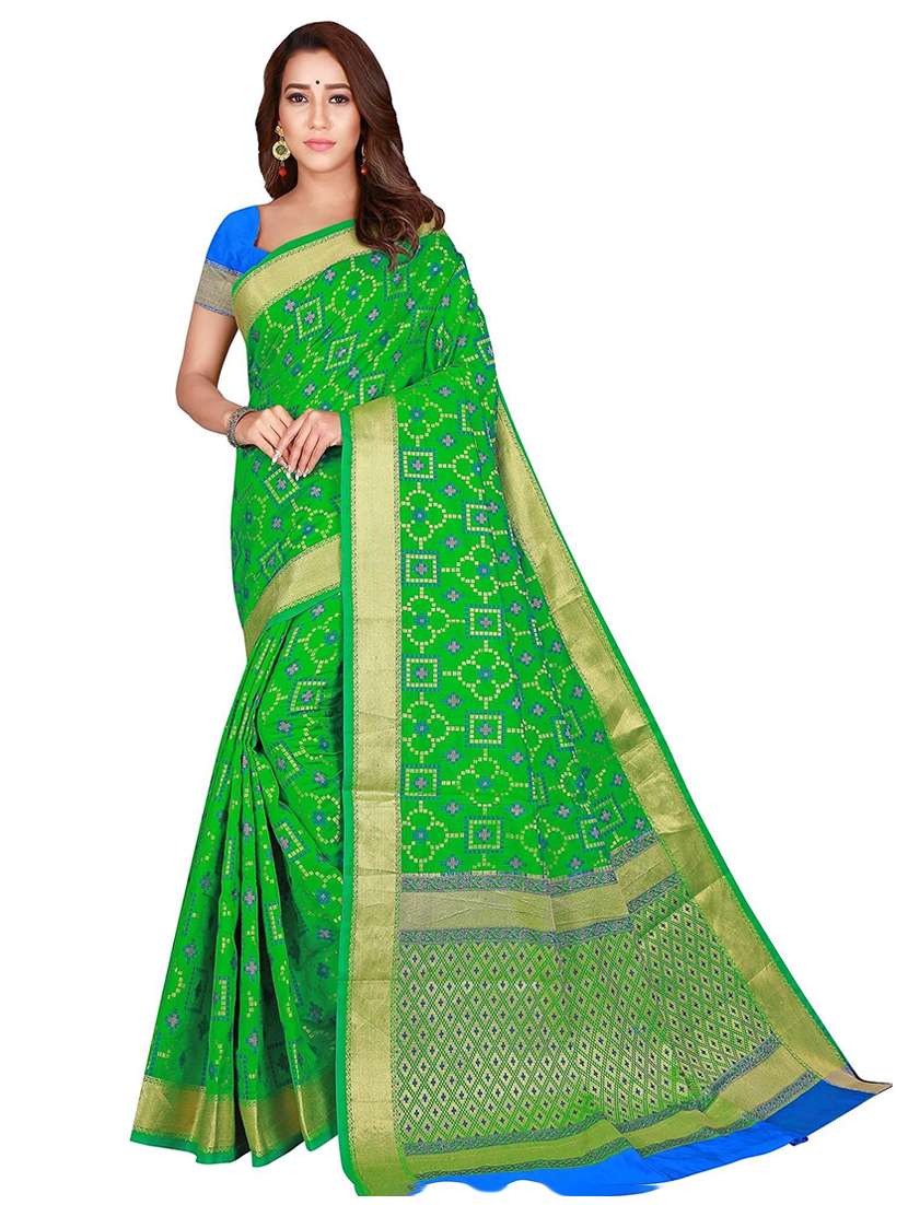 women printed casual wear saree with blouse