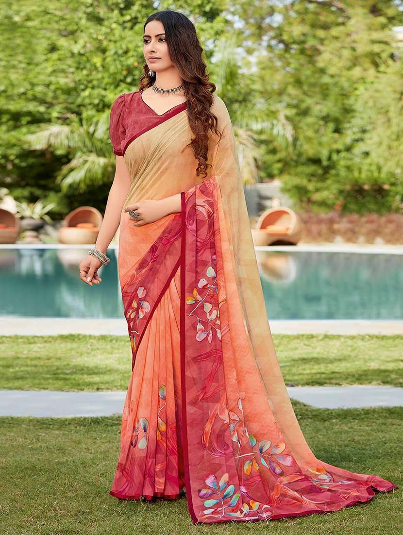 women printed bordered saree with blouse