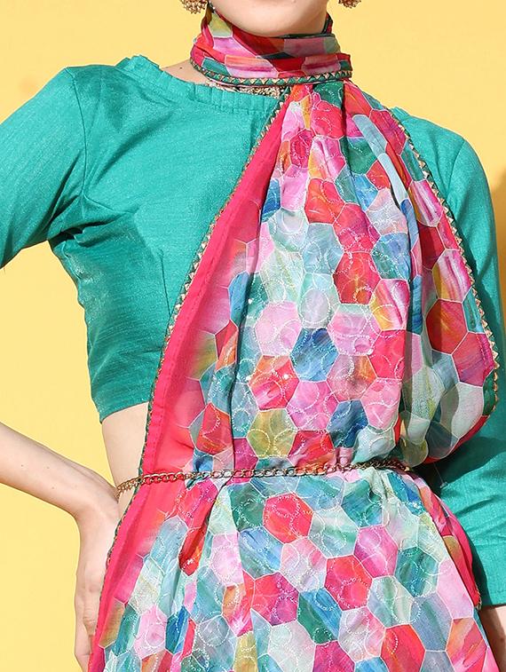 women printed casual wear saree with blouse - 21723241 - Standard Image - 4