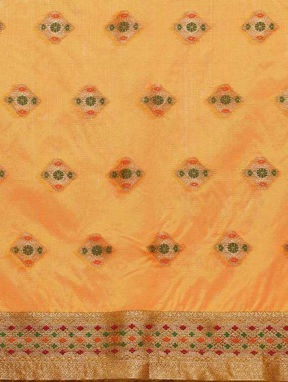women self design banarasi saree with blouse - 21723355 -  Standard Image - 4