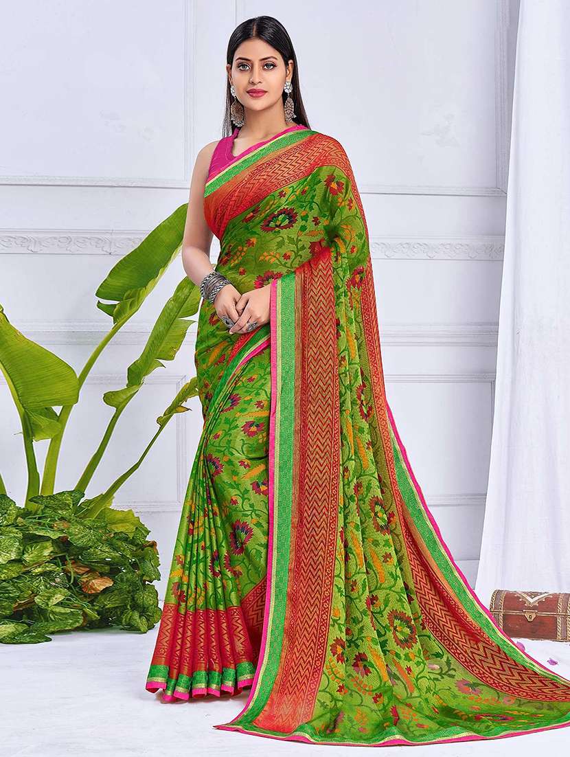 women printed casual wear saree with blouse
