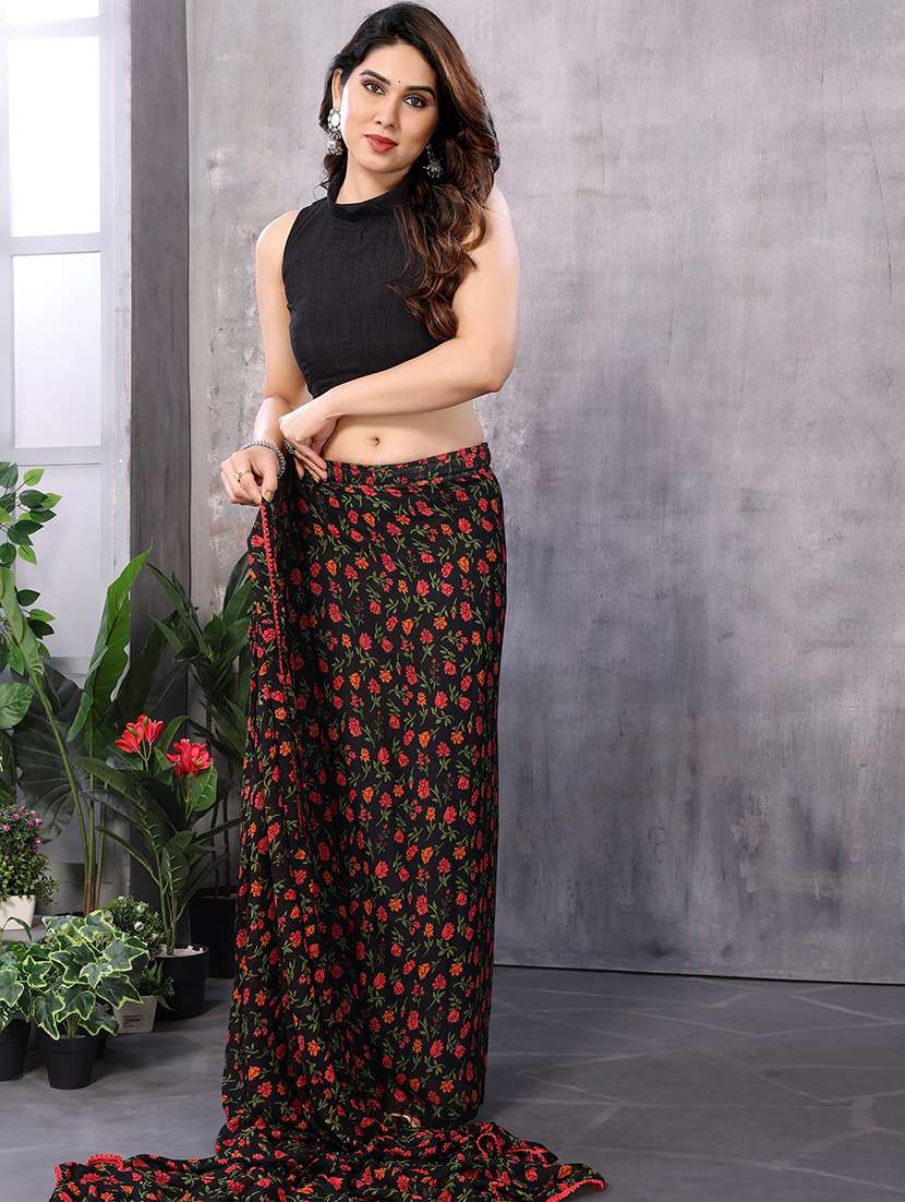 women black floral printed saree with blouse - 21723638 -  Standard Image - 1