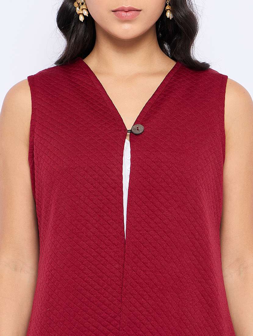 women sleeveless self design regular shrug - 21724269 - Standard Image - 4