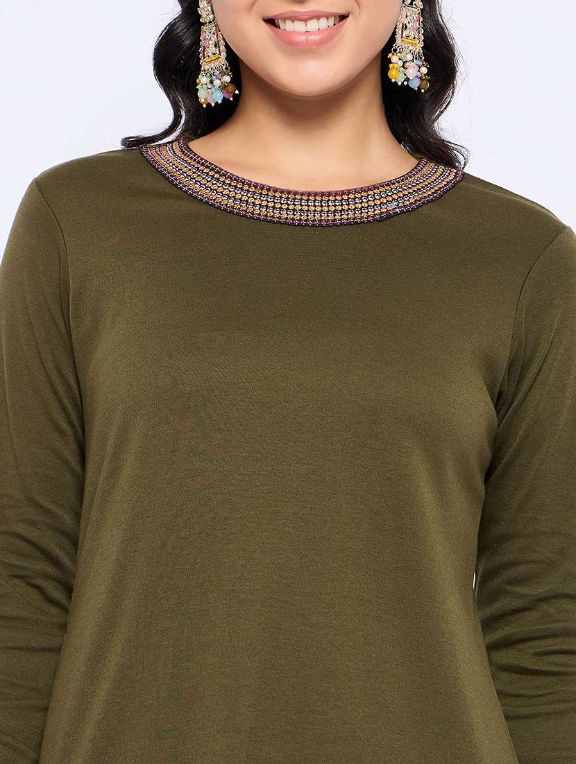 women self designed long sleeves woolen kurta - 21724299 -  Standard Image - 4