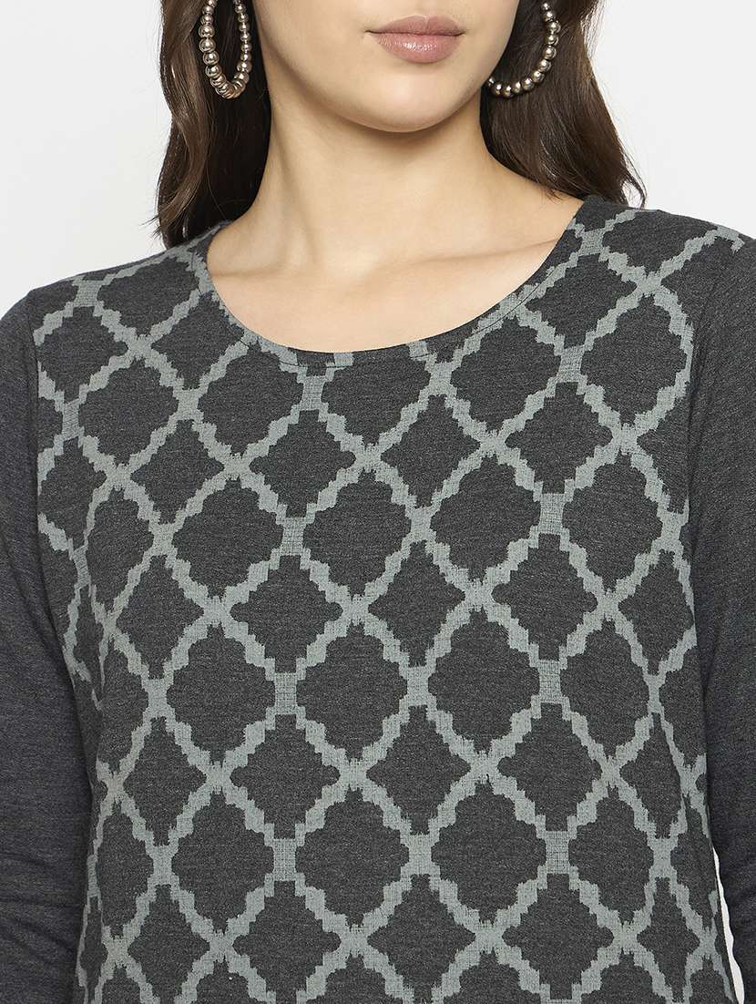 women self designed long sleeves woolen kurta - 21724310 -  Standard Image - 4