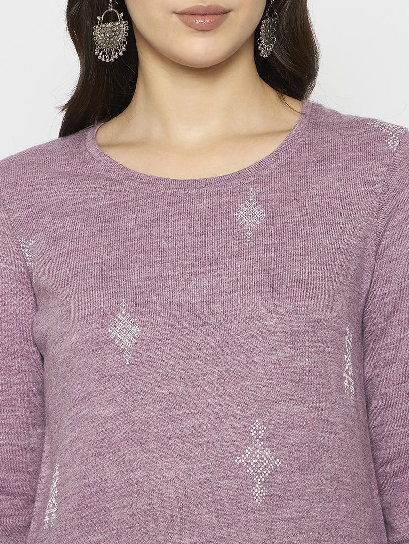 women embroidered long sleeves woolen kurta - 21724312 - Standard Image - 4